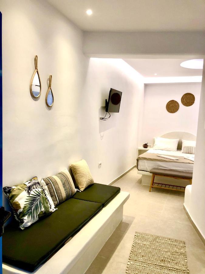 Oldtown Suites Fira Экстерьер фото