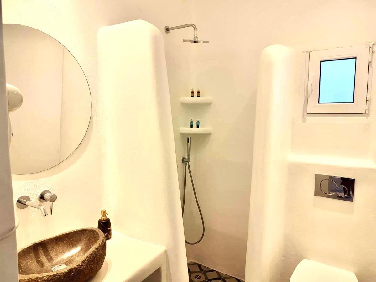 Oldtown Suites Fira Экстерьер фото